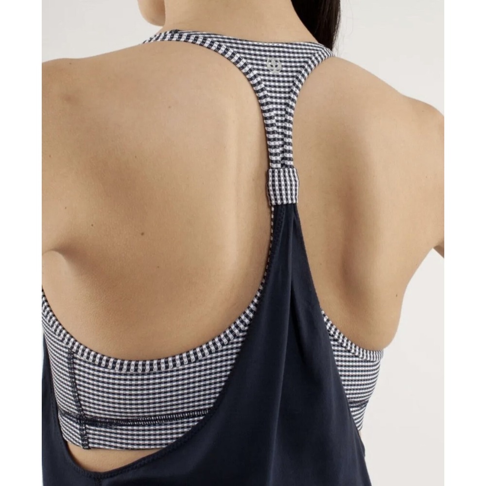 Lululemon‎ Practice Freely Inkwell Tank Size 6 EUC Navy Blue White - Picture 7 of 10